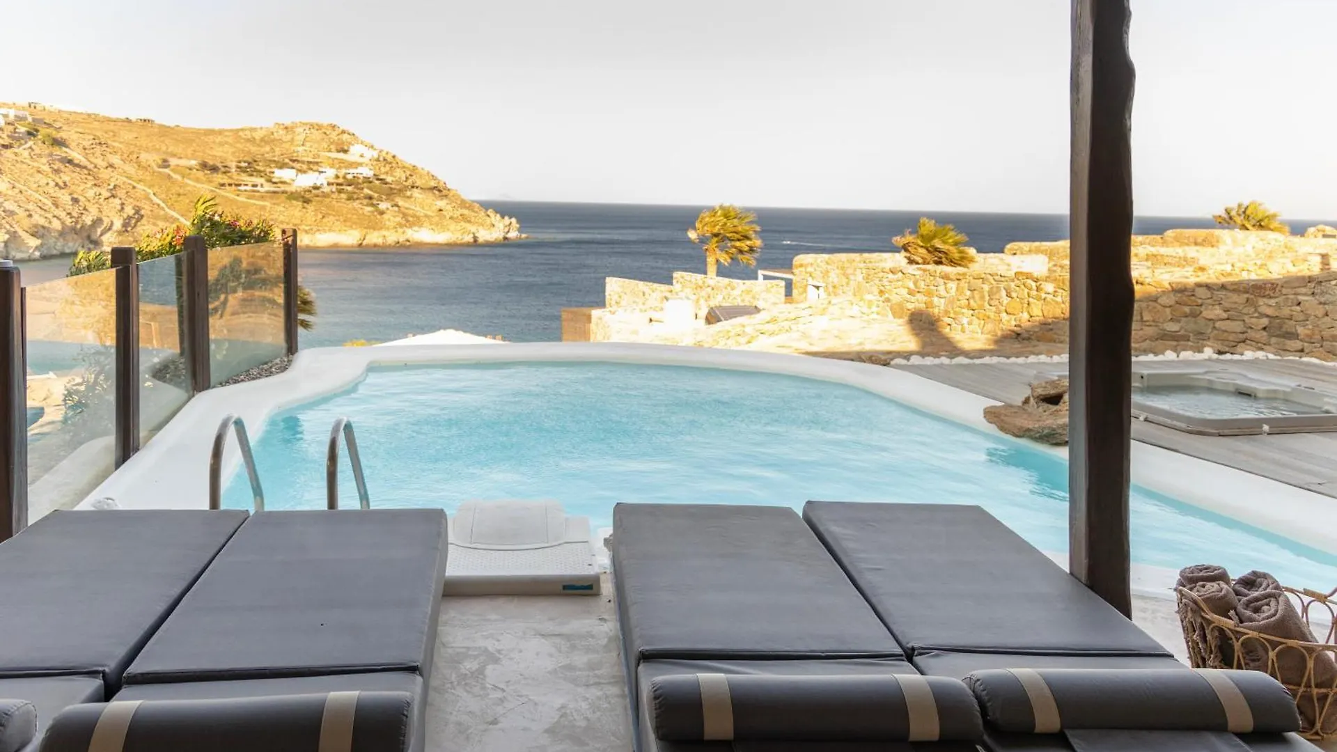 Nimbus My Aktis Hotel Super Paradise Beach